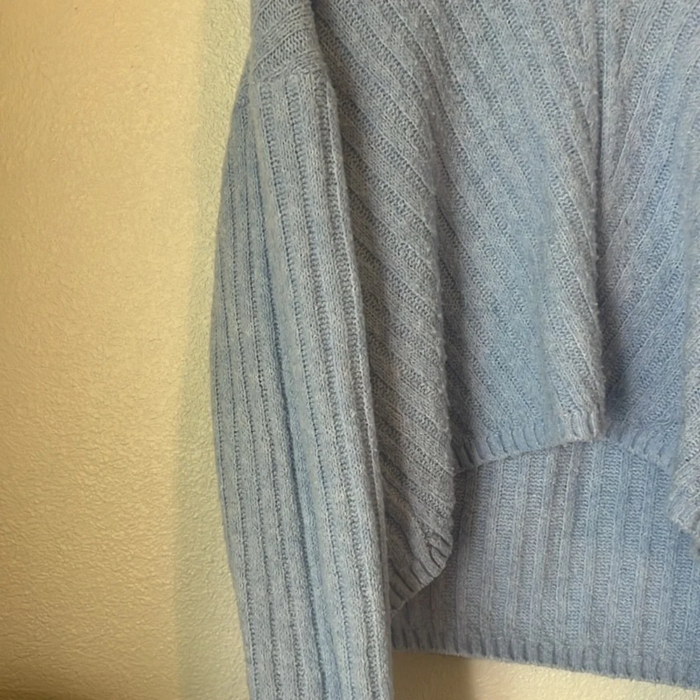 Pink Rose Blue V Neck Knit Sweater Size Small - Picture 6 of 8